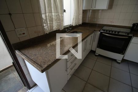 Casa à venda com 200m², 2 quartos e 2 vagasCozinha