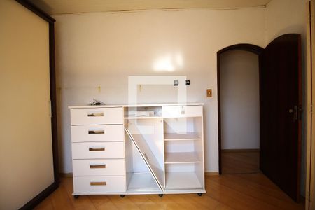 Casa à venda com 200m², 2 quartos e 2 vagasQuarto 2