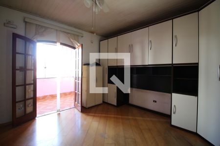 Casa à venda com 200m², 2 quartos e 2 vagasQuarto 1