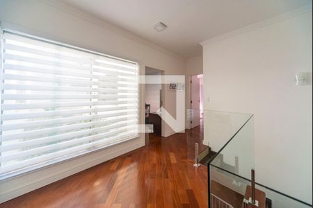 Casa à venda com 240m², 3 quartos e 4 vagas Casa à venda com 240m², 3 quartos e 4 vagashall da Escada