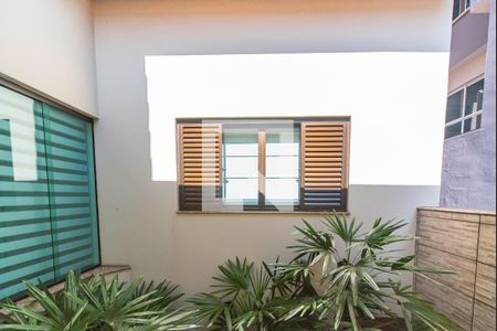 Casa à venda com 240m², 3 quartos e 4 vagas Casa à venda com 240m², 3 quartos e 4 vagasVista do Quarto 1