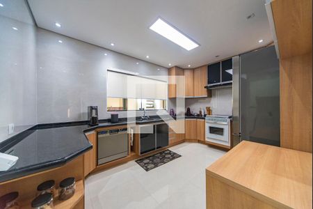 Casa à venda com 240m², 3 quartos e 4 vagas Casa à venda com 240m², 3 quartos e 4 vagasCozinha