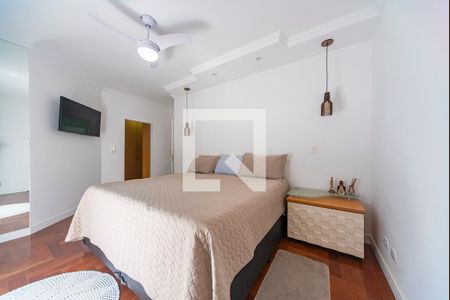 Casa à venda com 240m², 3 quartos e 4 vagas Casa à venda com 240m², 3 quartos e 4 vagasQuarto 3