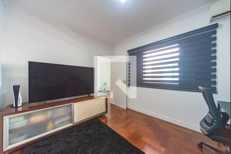 Casa à venda com 240m², 3 quartos e 4 vagas Casa à venda com 240m², 3 quartos e 4 vagasQuarto 1