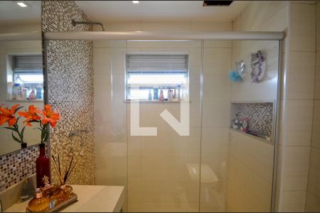 Apartamento à venda com 115m², 2 quartos e 1 vagaBanheiro da Suíte