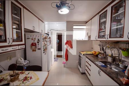 Apartamento à venda com 115m², 2 quartos e 1 vagaCozinha