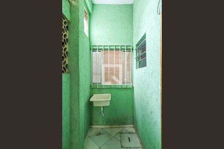 Casa à venda com 32m², 1 quarto e sem vagaÁrea de serviço