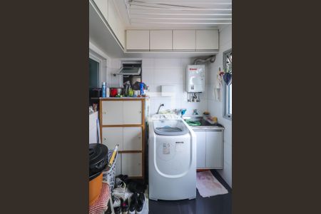 Apartamento à venda com 97m², 3 quartos e 2 vagas Apartamento à venda com 97m², 3 quartos e 2 vagasÁrea de Serviço