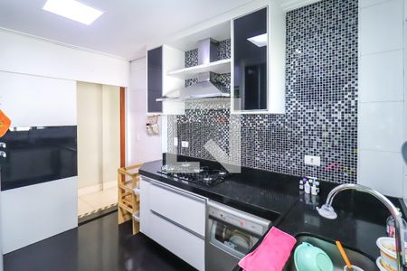 Apartamento à venda com 97m², 3 quartos e 2 vagas Apartamento à venda com 97m², 3 quartos e 2 vagasCozinha