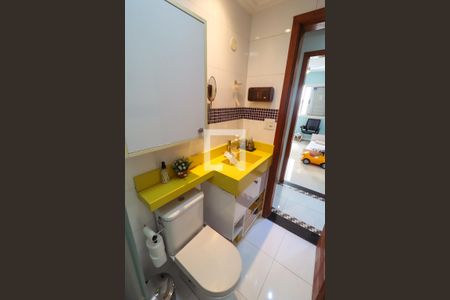 Apartamento à venda com 97m², 3 quartos e 2 vagas Apartamento à venda com 97m², 3 quartos e 2 vagasBanheiro Social