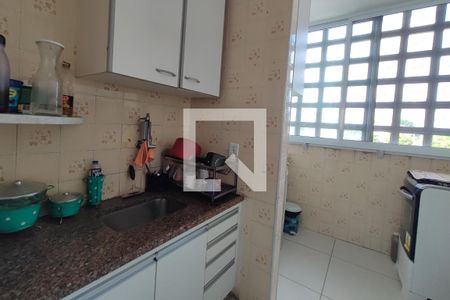Apartamento à venda com 54m², 2 quartos e 1 vagaCozinha
