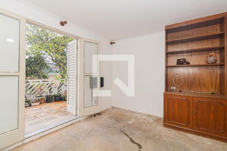 Casa à venda com 220m², 4 quartos e sem vaga Casa à venda com 220m², 4 quartos e sem vagaQuarto 2