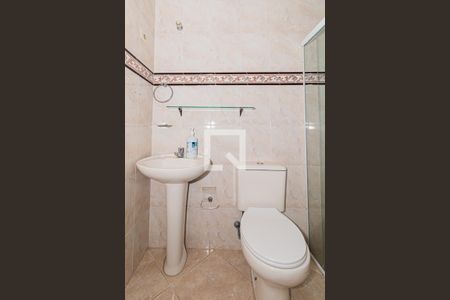 Casa à venda com 220m², 4 quartos e sem vaga Casa à venda com 220m², 4 quartos e sem vagaBanheiro 1