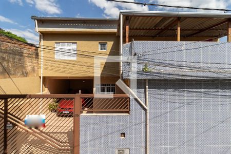 Casa à venda com 80m², 2 quartos e 1 vagaVista da Área de Serviço