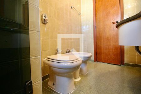 Apartamento para alugar com 220m², 4 quartos e 2 vagasBanheiro Social