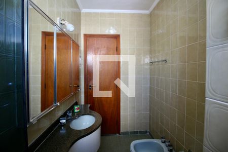 Apartamento para alugar com 220m², 4 quartos e 2 vagasBanheiro Suíte 