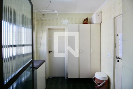 Apartamento para alugar com 220m², 4 quartos e 2 vagasÁrea de Serviço