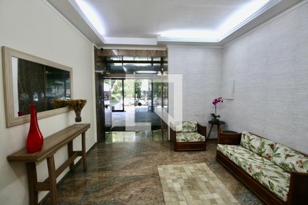 Apartamento para alugar com 220m², 4 quartos e 2 vagasHall de entrada