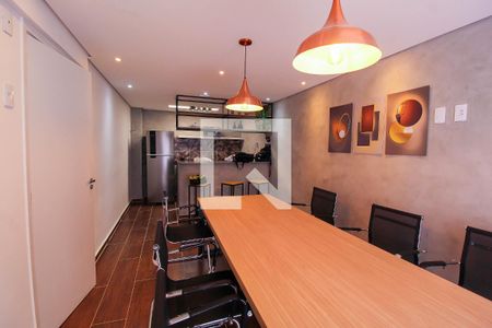 Apartamento para alugar com 37m², 2 quartos e sem vagaÁrea comum - Salão de festas