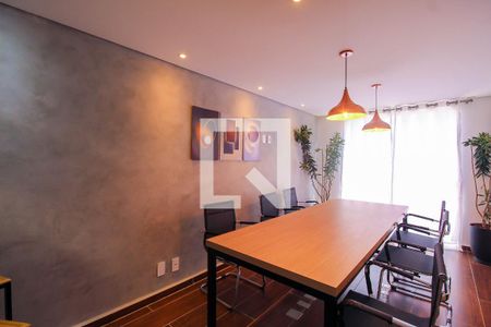 Apartamento para alugar com 37m², 2 quartos e sem vagaÁrea comum - Salão de festas