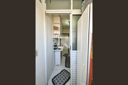 Apartamento à venda com 54m², 2 quartos e 2 vagas Apartamento à venda com 54m², 2 quartos e 2 vagasÁrea de Serviço