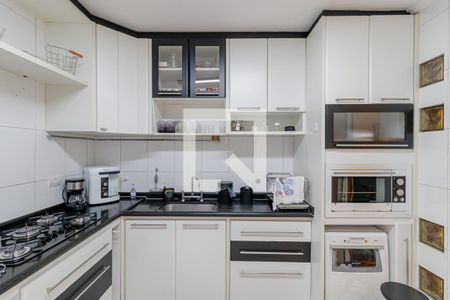 Casa à venda com 152m², 3 quartos e 2 vagas Casa à venda com 152m², 3 quartos e 2 vagasCozinha