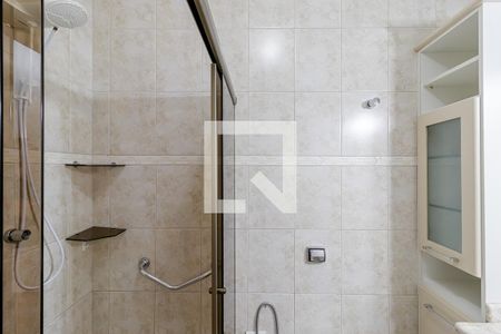 Casa à venda com 152m², 3 quartos e 2 vagas Casa à venda com 152m², 3 quartos e 2 vagasBanheiro