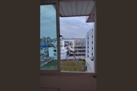 Apartamento à venda com 2 quartos, 56m² em Recreio dos Bandeirantes, Rio de Janeiro