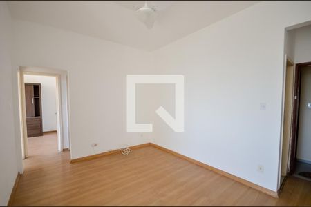 Sala de apartamento para alugar com 2 quartos, 65m² em Benfica, Rio de Janeiro