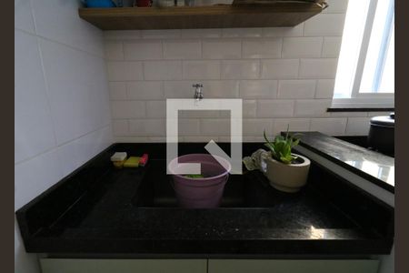 Casa à venda com 90m², 2 quartos e 1 vagaÁrea de Serviço