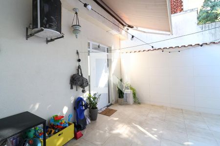 Casa à venda com 90m², 2 quartos e 1 vagaGaragem