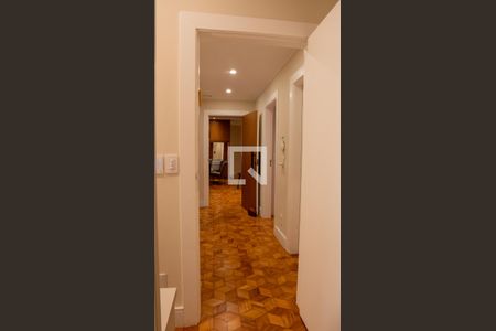 Apartamento à venda com 195m², 3 quartos e 1 vaga Apartamento à venda com 195m², 3 quartos e 1 vagaCorredor