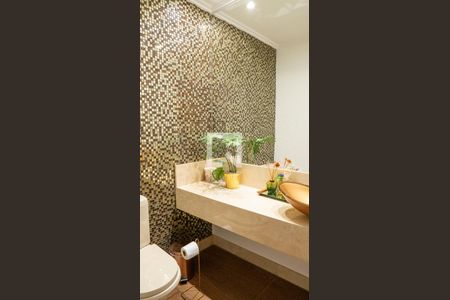 Apartamento à venda com 195m², 3 quartos e 1 vaga Apartamento à venda com 195m², 3 quartos e 1 vagaLavabo