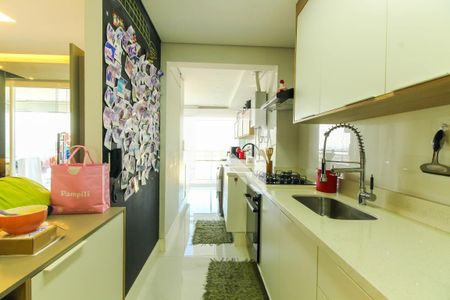 Apartamento à venda com 83m², 2 quartos e 2 vagas Apartamento à venda com 83m², 2 quartos e 2 vagasCozinha