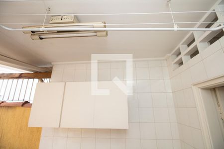 Casa à venda com 149m², 2 quartos e 2 vagas Casa à venda com 149m², 2 quartos e 2 vagasÁrea de serviço, varal e armário