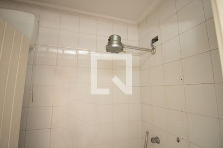 Casa à venda com 149m², 2 quartos e 2 vagas Casa à venda com 149m², 2 quartos e 2 vagasBanheiro de serviço , chuveiro
