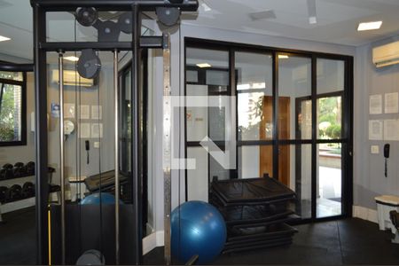 Apartamento à venda com 204m², 4 quartos e 4 vagasAcademia