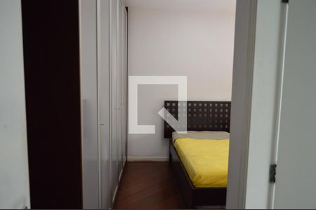 Apartamento à venda com 204m², 4 quartos e 4 vagasSuíte 2