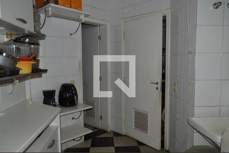 Apartamento à venda com 204m², 4 quartos e 4 vagasÁrea de Serviço