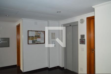 Apartamento à venda com 204m², 4 quartos e 4 vagasElevadores