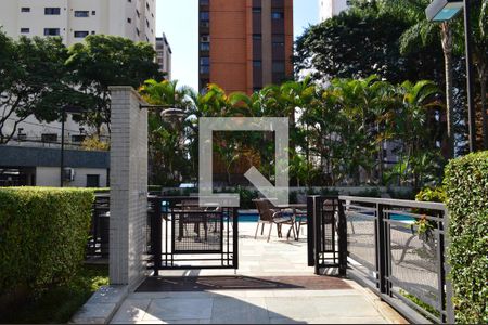 Apartamento à venda com 204m², 4 quartos e 4 vagasPiscina