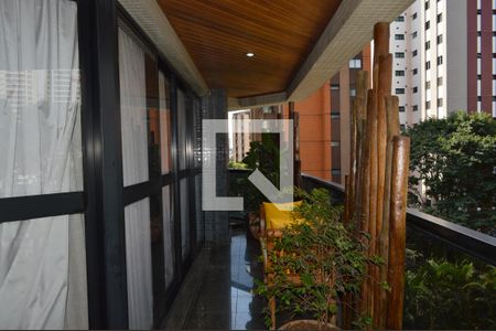 Apartamento à venda com 204m², 4 quartos e 4 vagasVaranda gourmet