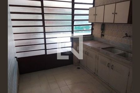 Casa à venda com 433m², 4 quartos e 6 vagas