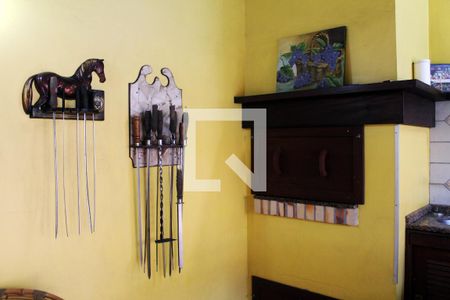 Casa à venda com 340m², 4 quartos e 4 vagas Casa à venda com 340m², 4 quartos e 4 vagasChurrasqueira