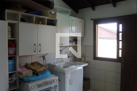 Casa à venda com 340m², 4 quartos e 4 vagas Casa à venda com 340m², 4 quartos e 4 vagasÁrea de Serviço