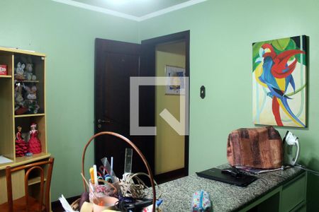 Casa à venda com 340m², 4 quartos e 4 vagas Casa à venda com 340m², 4 quartos e 4 vagasQuarto 2