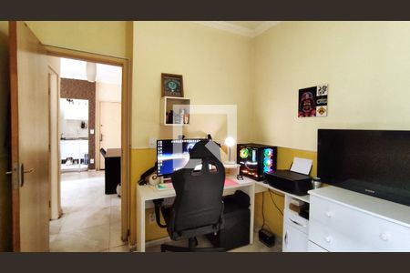 Quarto 2 de apartamento para alugar com 2 quartos, 46m² em Centro, Contagem