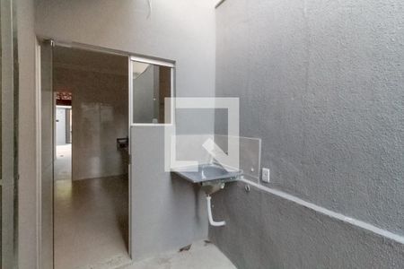 Casa à venda com 180m², 3 quartos e 2 vagas Casa à venda com 180m², 3 quartos e 2 vagasÁrea de serviço