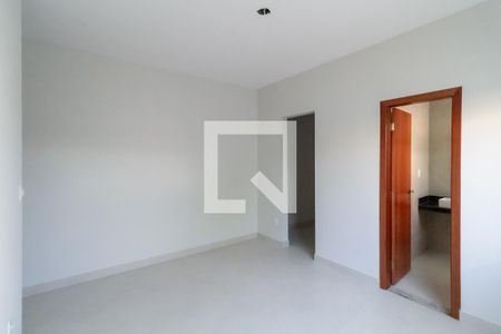 Casa à venda com 180m², 3 quartos e 2 vagasSuíte