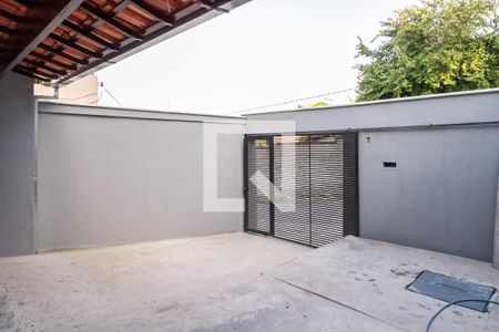 Casa à venda com 180m², 3 quartos e 2 vagasEntrada